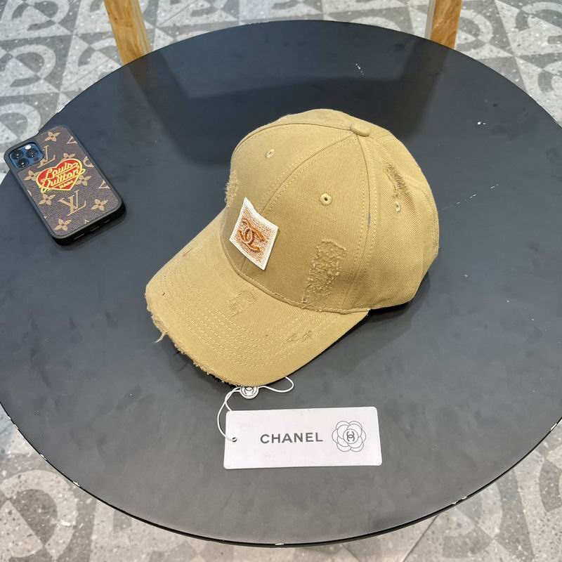 Chanel cap (81)